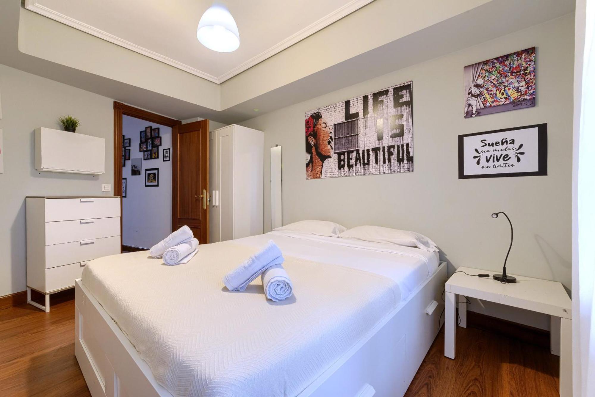 Apartamento Vivienda Turistica Acogedora En Uribarri Bilbao Exterior foto