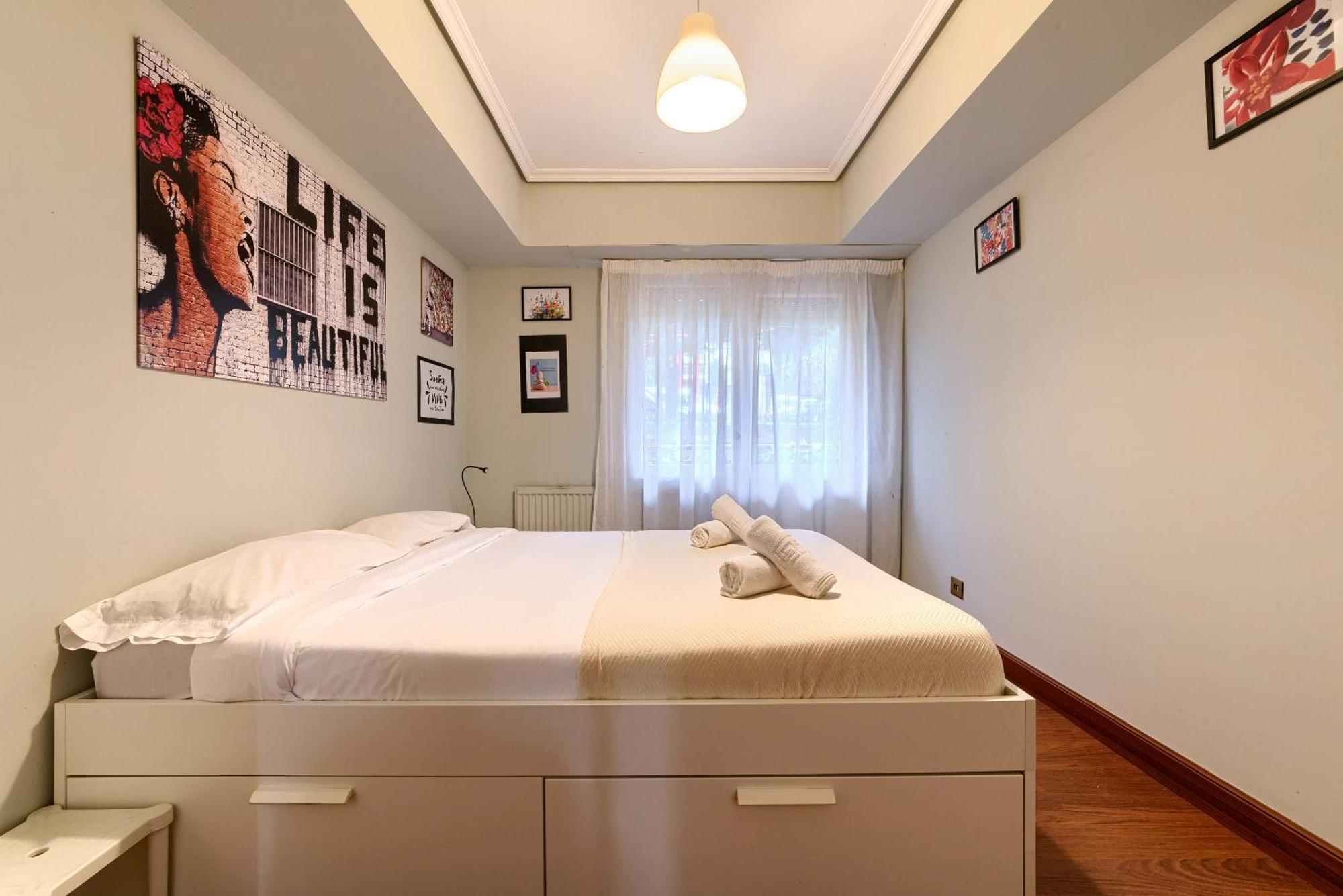 Apartamento Vivienda Turistica Acogedora En Uribarri Bilbao Exterior foto